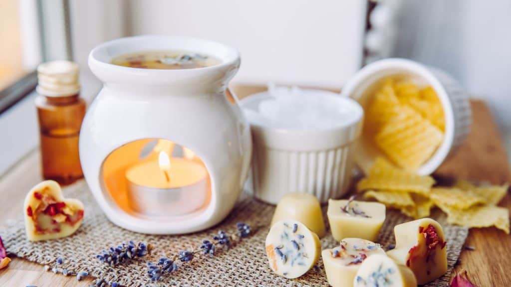 How To Clean A Wax Warmer Dish The Easy Way Hey She Thrives